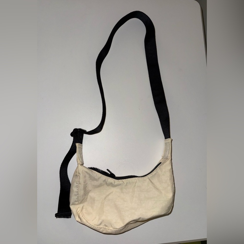 BAGGU Mini Nylon Crescent Crossbody Tote Bag. Great condition